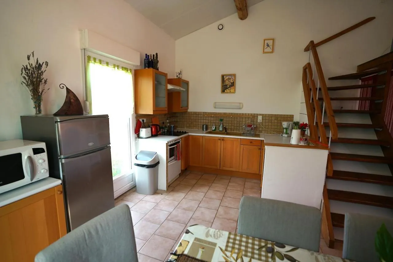 Loft Avec Mezzanine Apartment Montagnac   Montagnac (Alpes-de-Haute-Provence)